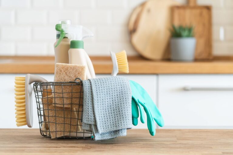 A modern kitchen after spring cleaning.